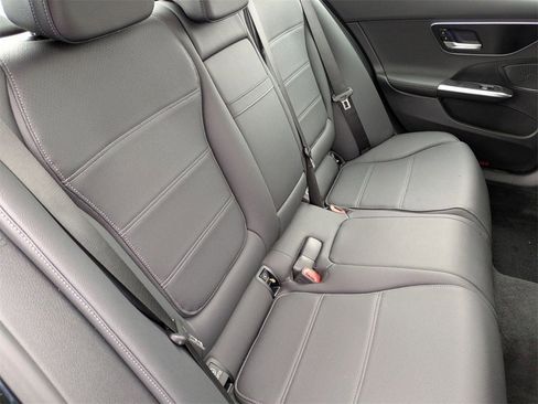 Used 2024 Mercedes-Benz C 300 4MATIC Sedan image 32