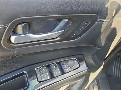 Used 2022 Nissan Pathfinder Platinum w/ Lighting Package (N93) image 15