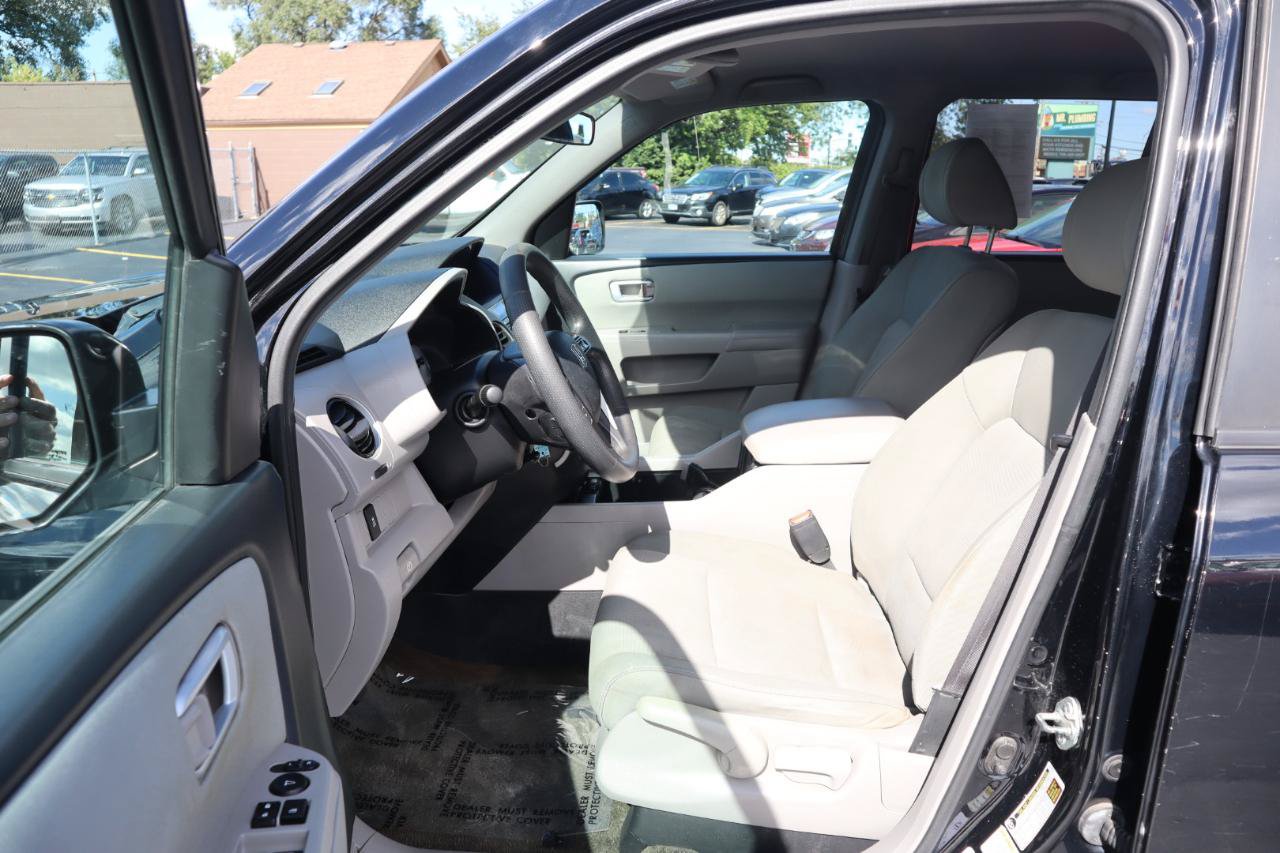 Used 2015 Honda Pilot LX image 19
