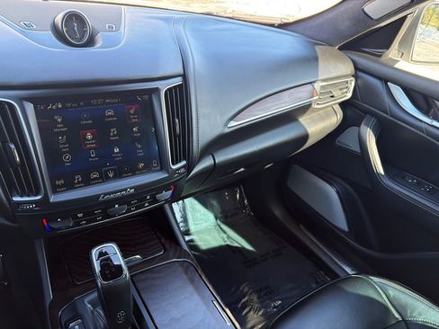 Used 2019 Maserati Levante GTS image 26