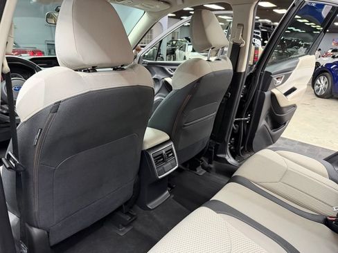 Used 2020 Subaru Forester Premium AWD/4WD image 36