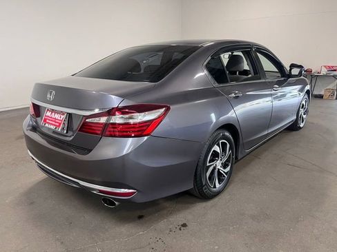Used 2017 Honda Accord LX image 3