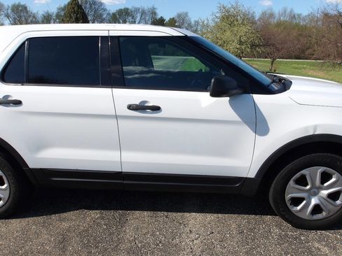 Used 2014 Ford Explorer 4WD Police Interceptor w/ Ready For The Road Package image 28