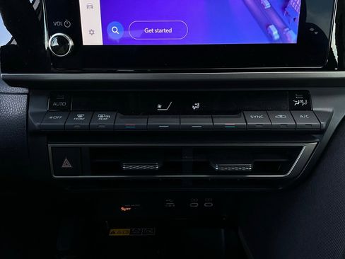 Used 2025 Toyota Camry LE image 25