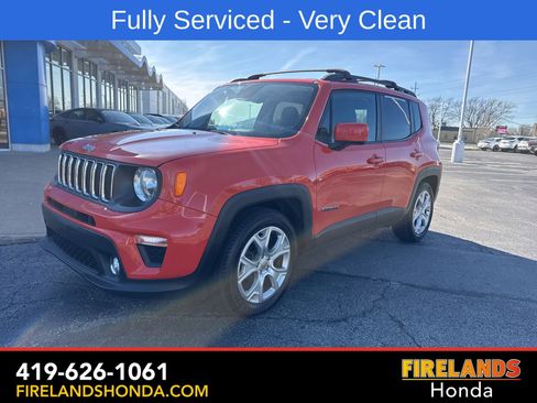 Used 2019 Jeep Renegade Latitude w/ Cold Weather Group FWD image 2