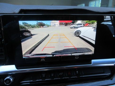 Used 2024 GMC Sierra 2500 SLE w/ SLE Convenience Package AWD/4WD image 55