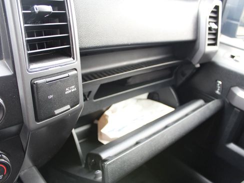 Used 2019 Ford F150 XLT image 20