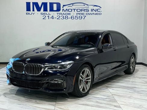 Used 2018 BMW 750i xDrive image 1