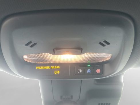 Used 2024 Chevrolet Trax RS w/ Driver Confidence Package FWD image 23