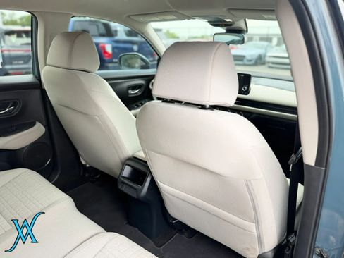 Used 2025 Honda HR-V LX image 19