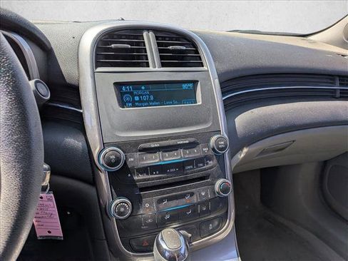 Used 2015 Chevrolet Malibu LS FWD image 13