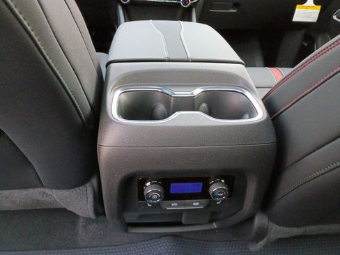 New 2026 Chevrolet Traverse RS image 19