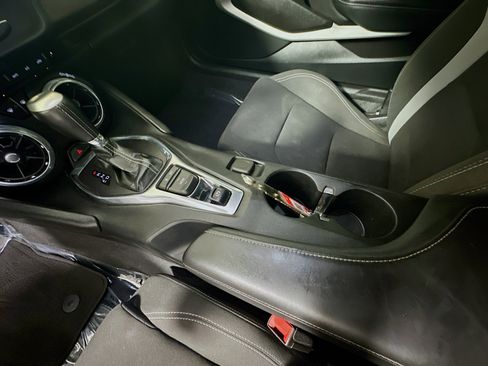 Used 2020 Chevrolet Camaro LT RWD image 22