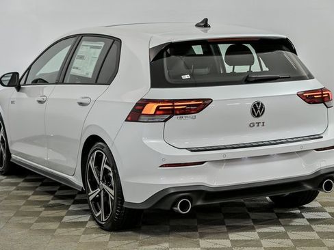New 2025 Volkswagen GTI SE image 4
