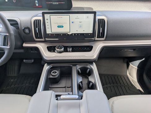 New 2026 Ford Expedition Max Active image 7