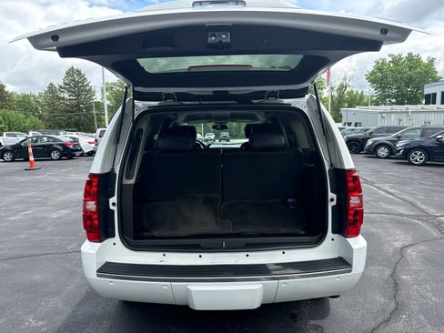 Used 2010 Chevrolet Tahoe LTZ AWD/4WD image 17