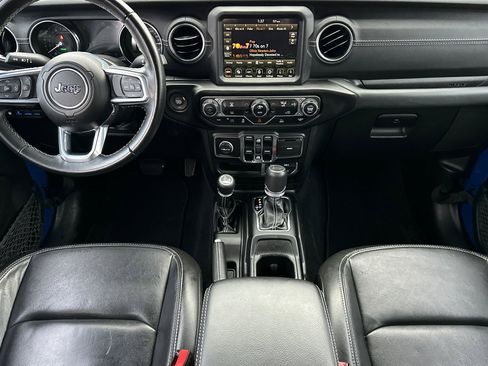 Used 2022 Jeep Wrangler Unlimited Sahara 4xe image 14