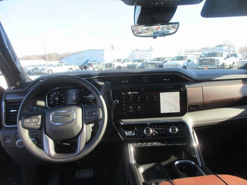 New 2026 GMC Sierra 2500 Denali Ultimate image 17