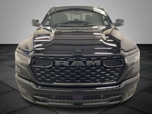 Used 2026 RAM 1500 4x4 Crew Cab image 2