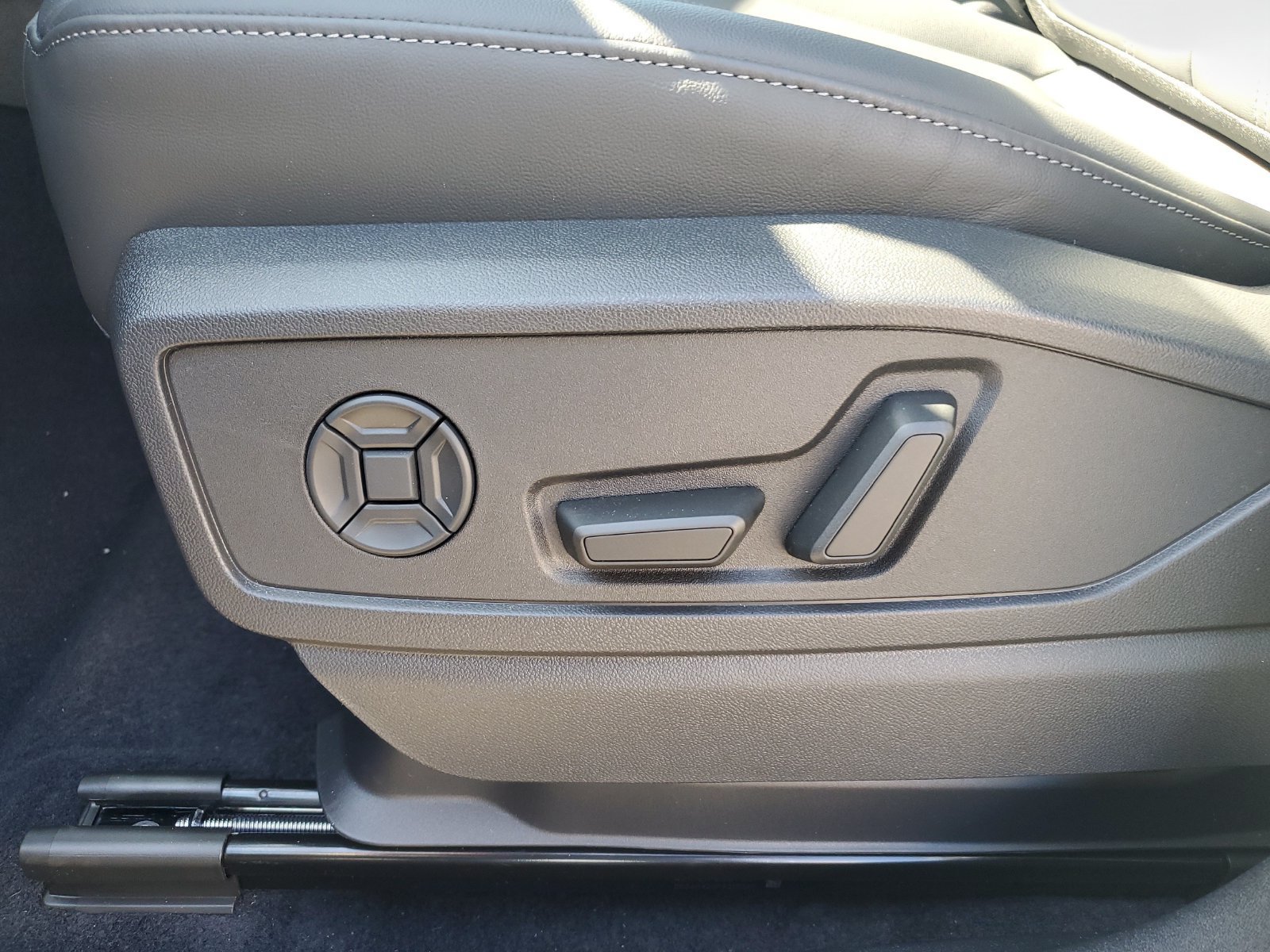 New 2026 Audi Q5 Premium AWD/4WD image 22