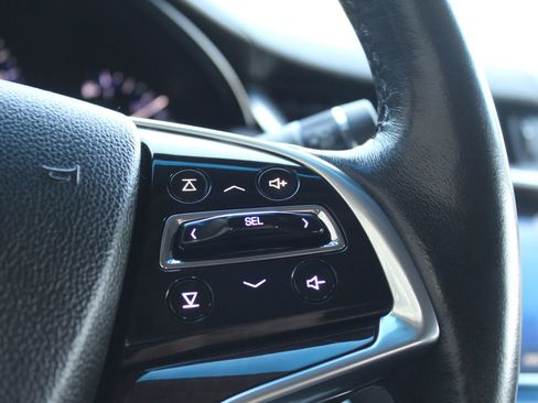 Used 2014 Cadillac XTS Luxury image 29