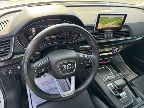 Used 2018 Audi Q5 Prestige w/ Prestige Package AWD/4WD image 11