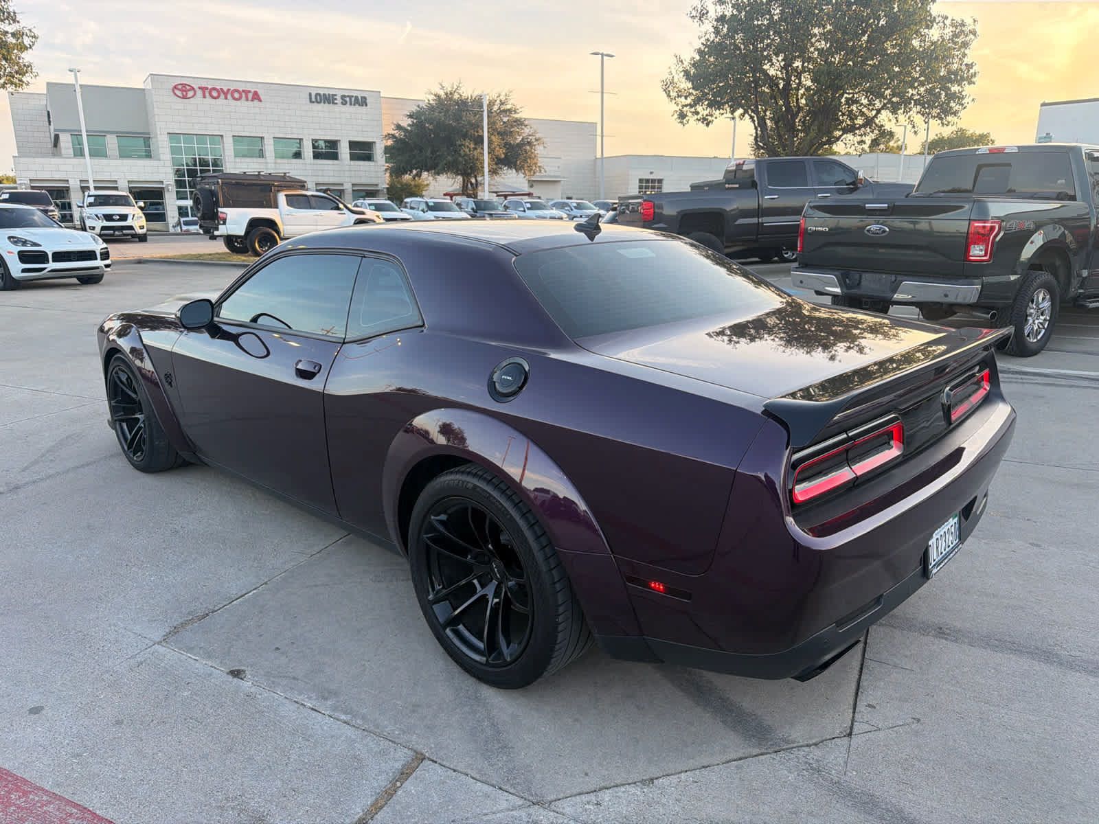 Used 2020 Dodge Challenger SRT Hellcat RWD image 2