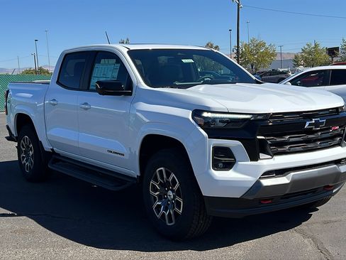 New 2026 Chevrolet Colorado Z71 w/ Technology Package AWD/4WD image 3