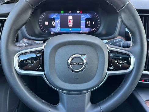 Used 2025 Volvo V60 B5 Cross Country Plus AWD/4WD image 25