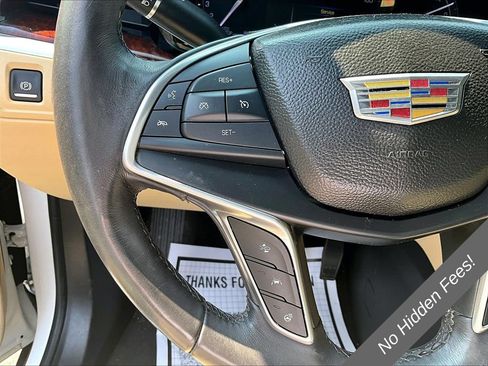 Used 2017 Cadillac XT5 Luxury w/ Driver Awareness Package FWD image 15