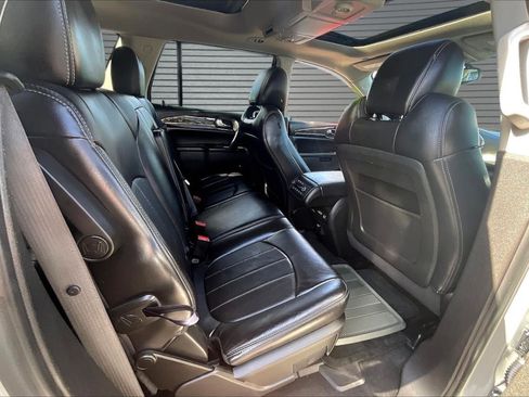 Used 2014 Buick Enclave Leather AWD/4WD image 23