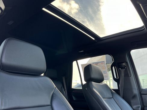 Used 2021 Chevrolet Tahoe Z71 image 18