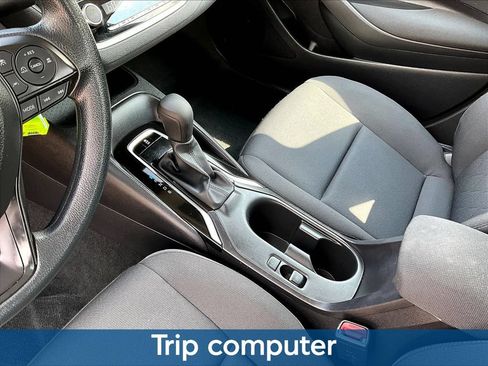 Used 2025 Toyota Corolla LE FWD image 23