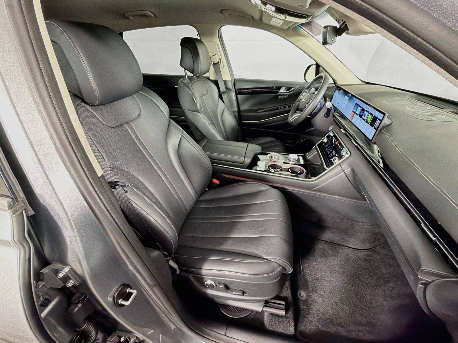 Used 2026 Genesis GV80 2.5T AWD/4WD image 31