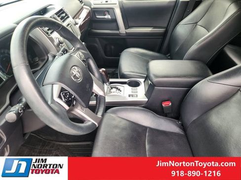 Used 2015 Toyota 4Runner Limited AWD/4WD image 13