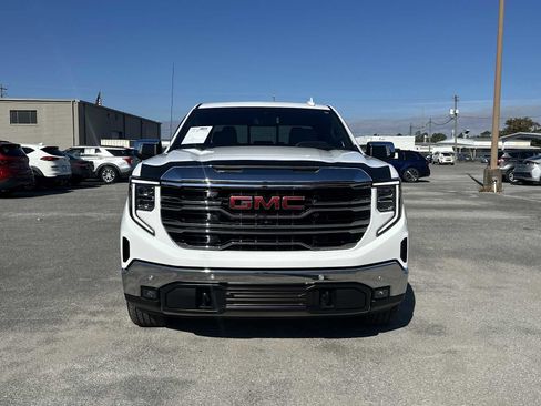 Used 2024 GMC Sierra 1500 SLT w/ SLT Premium Plus Package image 4