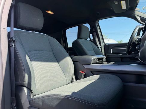 Used 2021 RAM 2500 Big Horn w/ Night Edition image 9