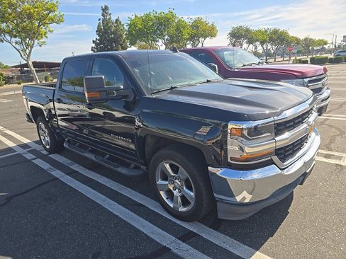 Used 2017 Chevrolet Silverado 1500 LT w/ Max Trailering Package RWD image 4