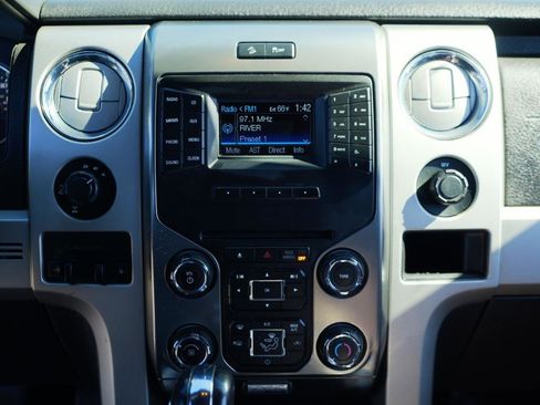 Used 2014 Ford F150 FX4 image 24