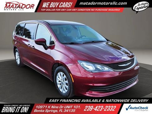 Used 2018 Chrysler Pacifica LX w/ Tire & Wheel Group image 3