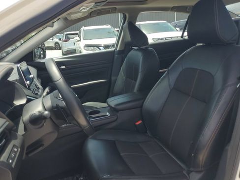 Used 2019 Nissan Altima 2.5 SR w/ SR Premium Package FWD image 25