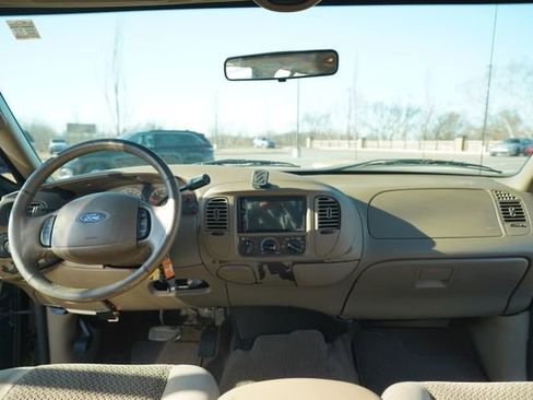 Used 2003 Ford F150 XLT image 23