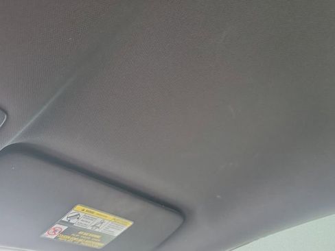 Used 2022 Toyota Tacoma TRD Sport w/ Technology Package image 28