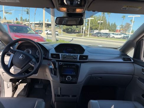 Used 2017 Honda Odyssey EX-L image 20
