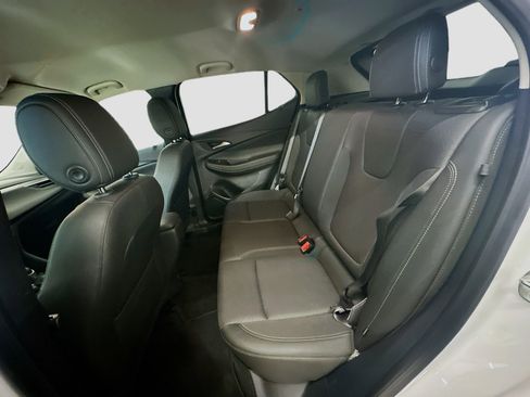 Used 2025 Buick Encore GX Preferred AWD/4WD image 28