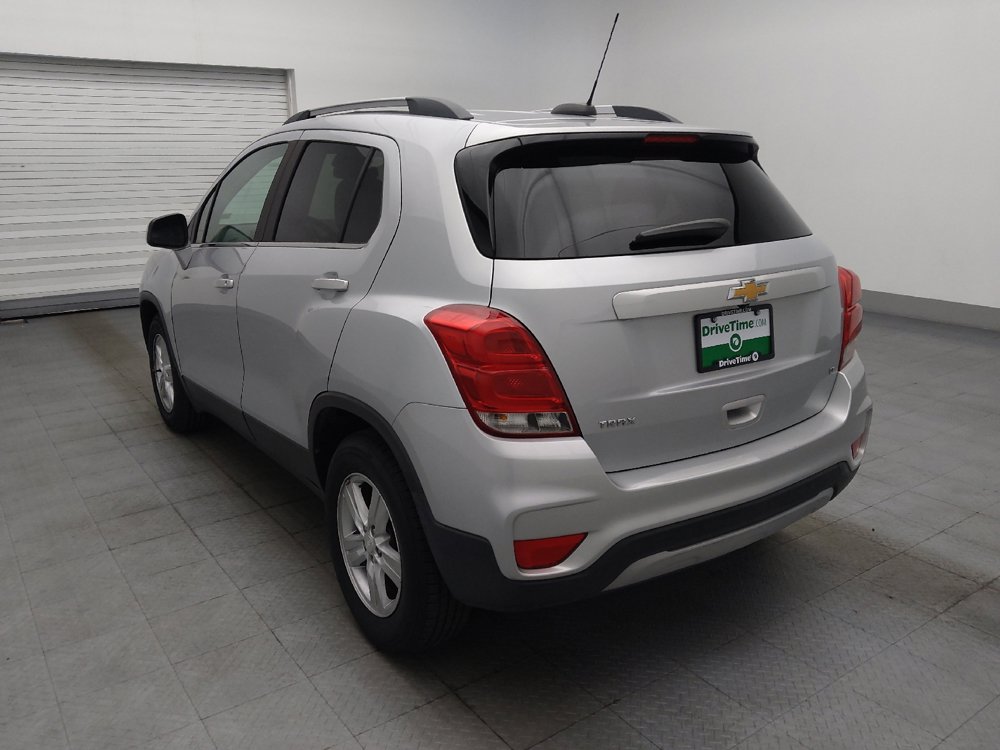 Used 2020 Chevrolet Trax LT FWD image 5