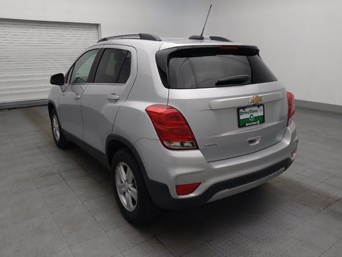Used 2020 Chevrolet Trax LT FWD image 5