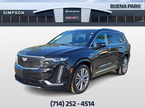 Used 2025 Cadillac XT6 Premium Luxury w/ Technology Package image 4