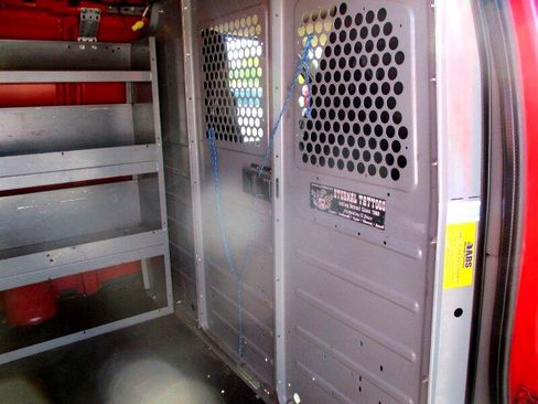 Used 2012 Chevrolet Express 1500 image 12