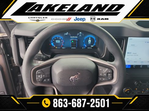Used 2025 Ford Bronco 4-Door AWD/4WD image 25